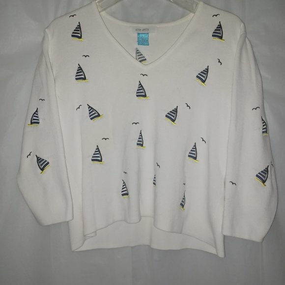 RITA WRECK  SAILBOATS AND SEA GULL  V NECK TOP - Picture 8 of 10